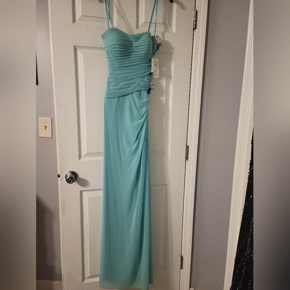 Any Lee Prom Dress